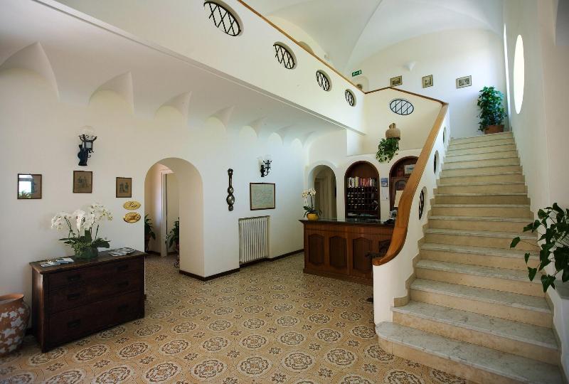 Villa Sarah - Lobi