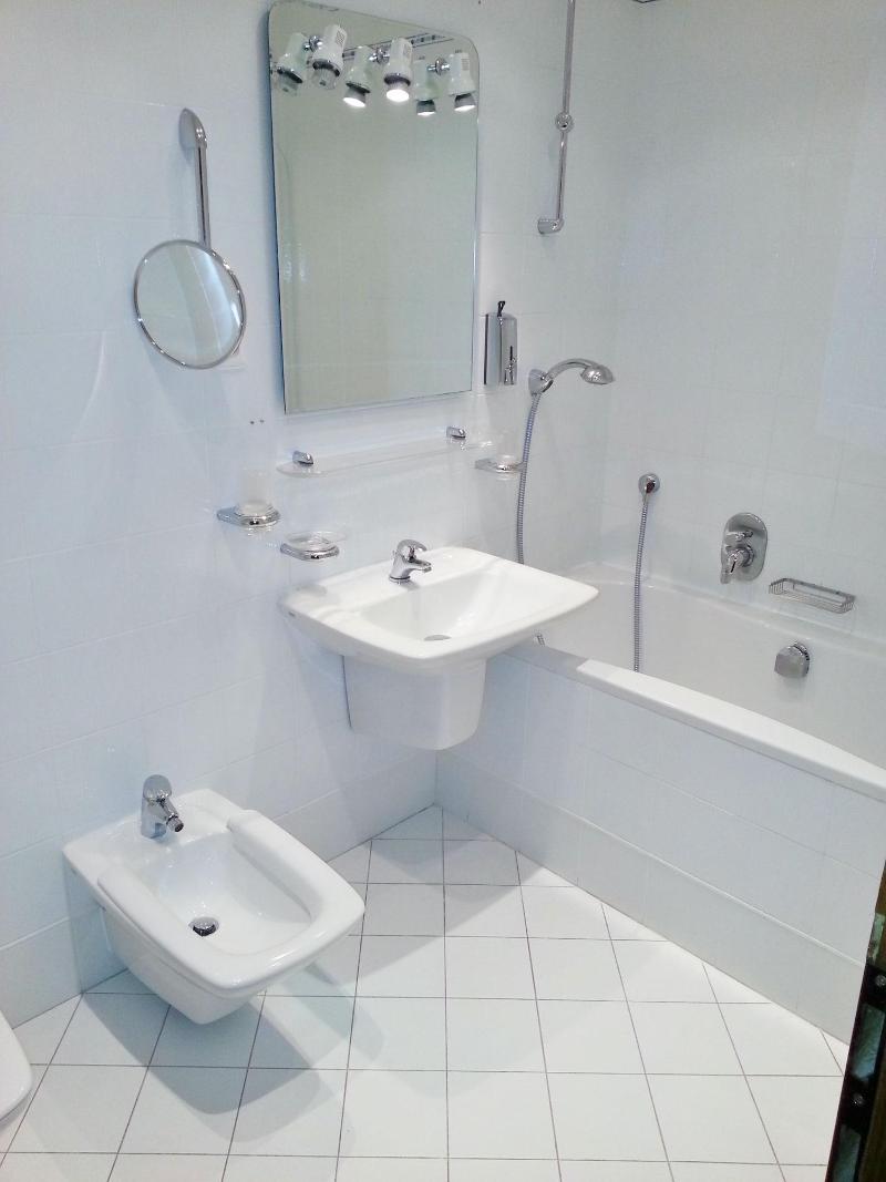 Old Town Square Apartments - Oda