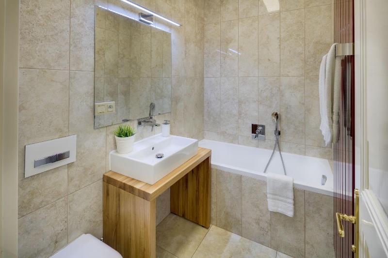 Old Town Square Apartments - Oda