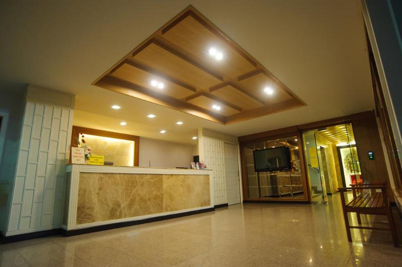Diamond City Place - Lobi