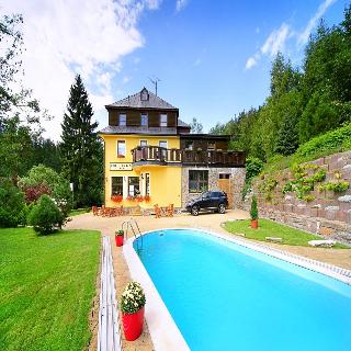 Hotel Lucni Dum fotoÄŸrafÄ±