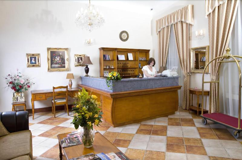 Hotel Chateau Zbiroh - Lobi