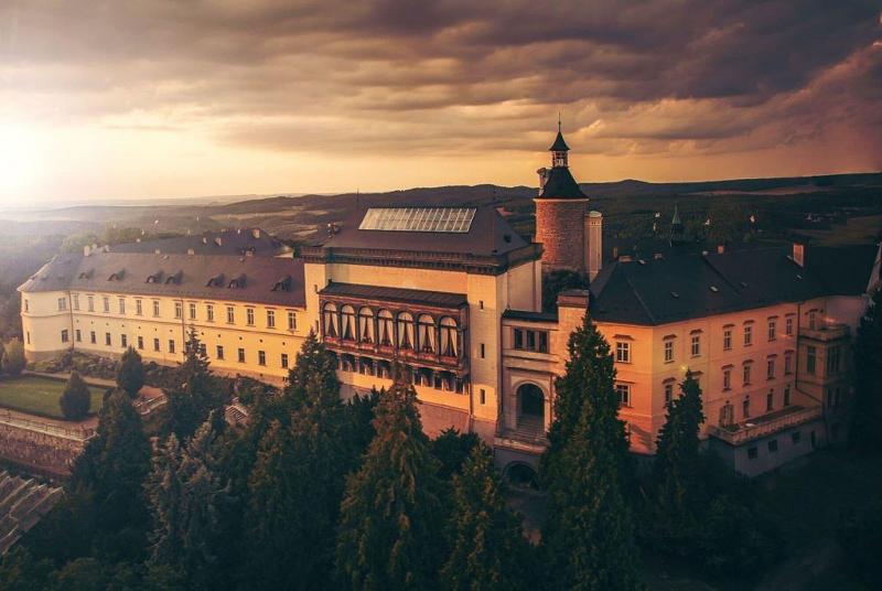 Hotel Chateau Zbiroh - Genel