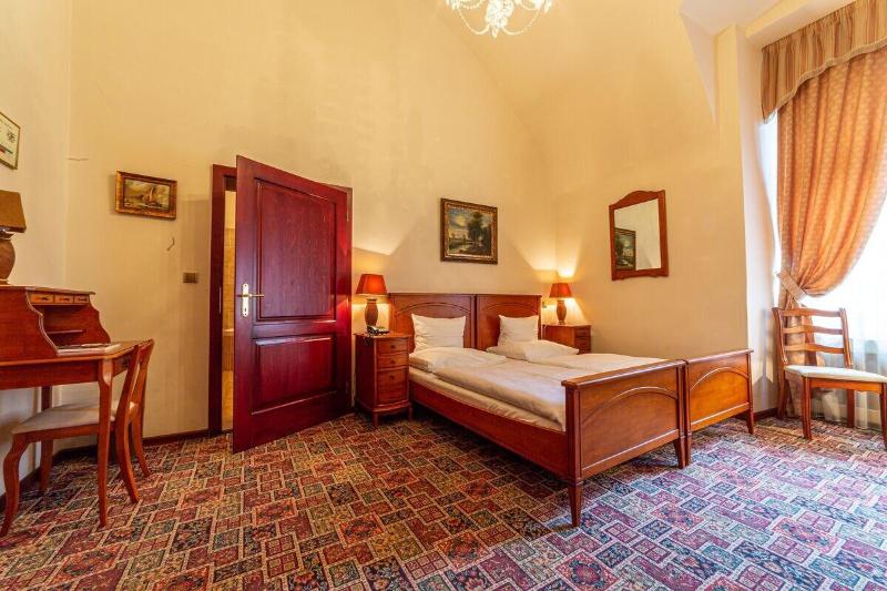 Hotel Chateau Zbiroh - Oda