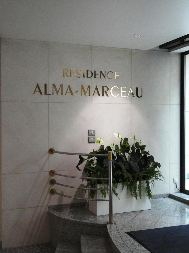 Alma Marceau - Lobi