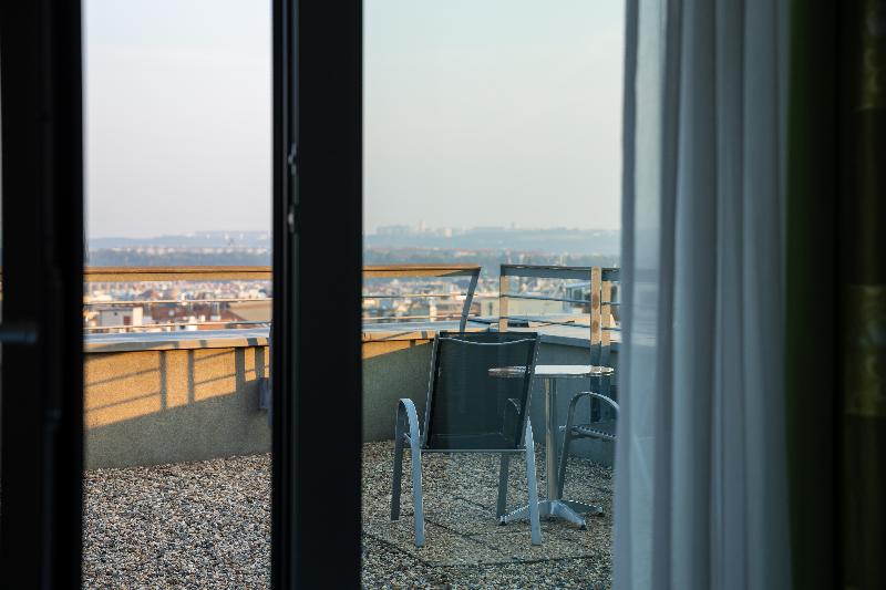 Ankora - Oda