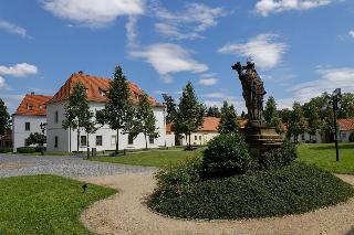 Adalbert Brevnosky Klaster otel fotoğrafı