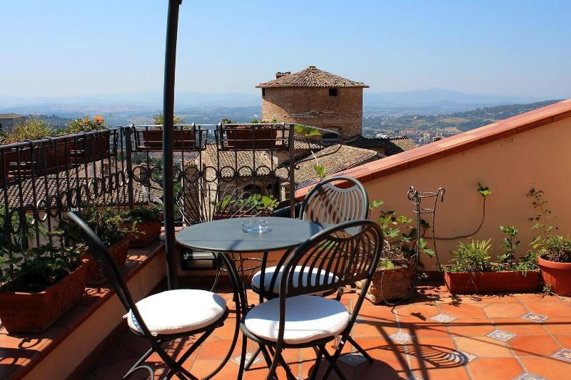Primavera Mini Hotel - Teras