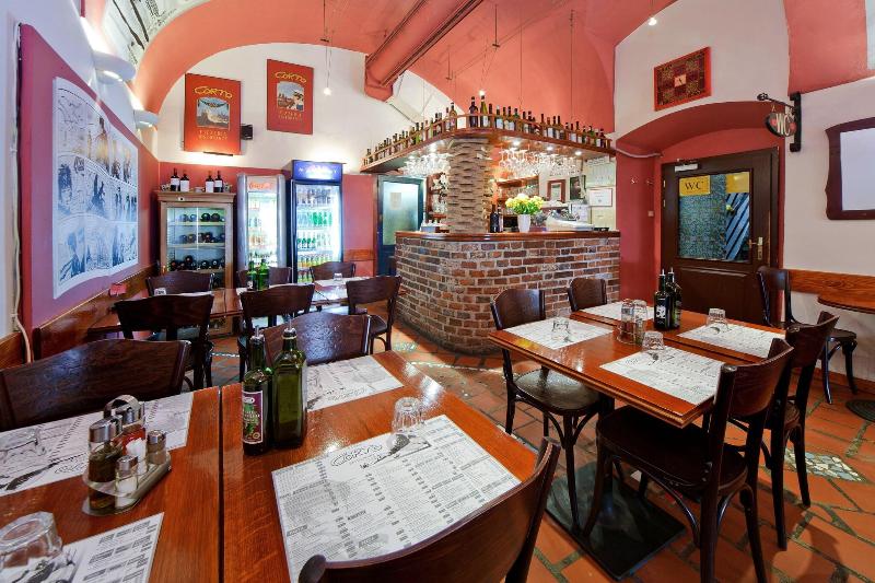 Corto Old Town Pension - Bar