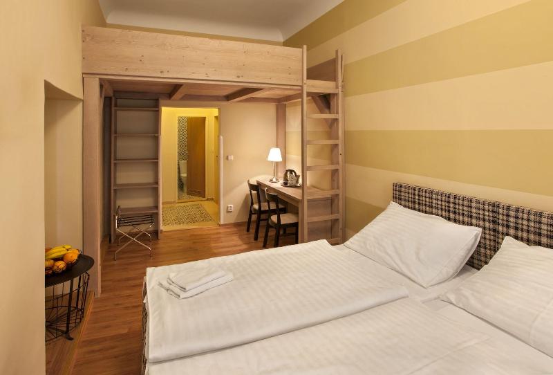 Corto Old Town Pension - Oda