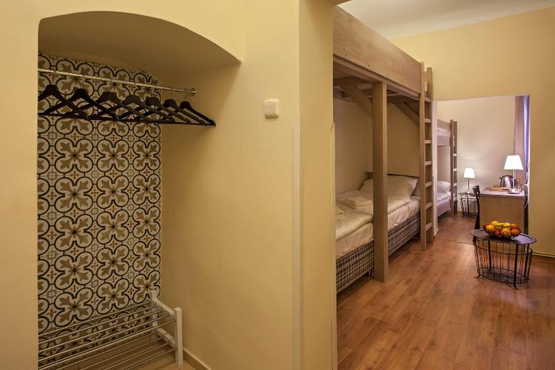 Corto Old Town Pension - Oda
