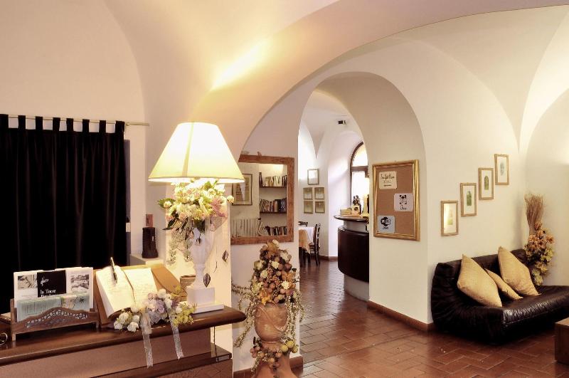 Hotel San Lino - Lobi