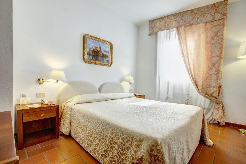 Hotel San Lino - Oda