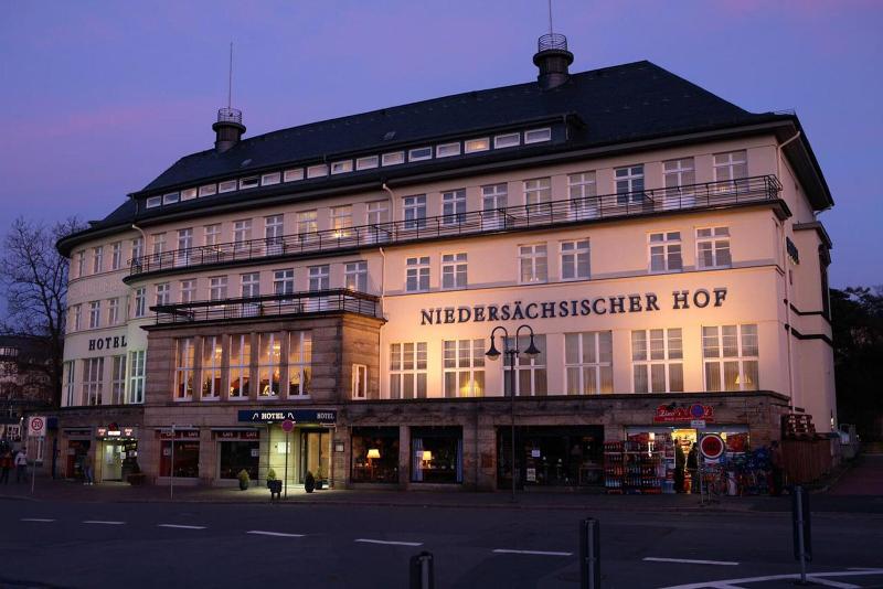 Niedersächsischer Hof - Genel