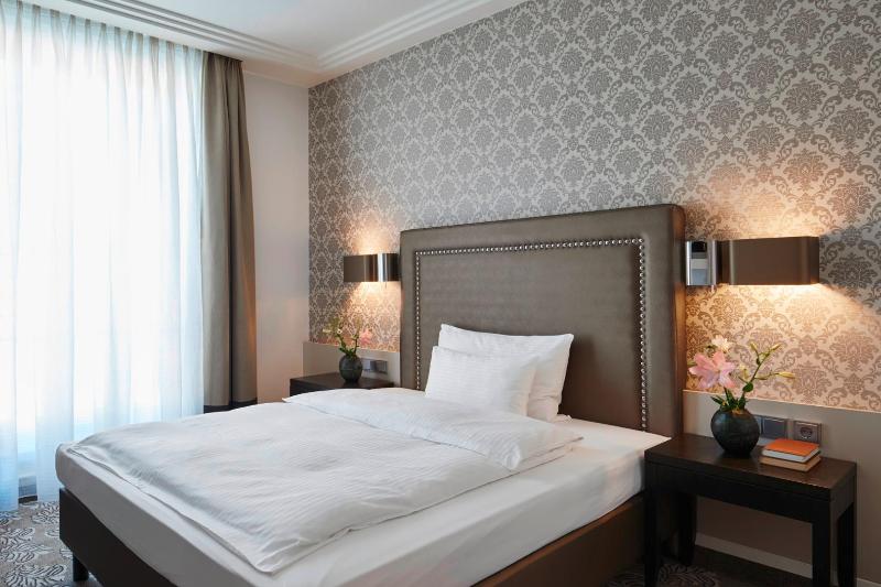 Hotel Toscanini - Oda