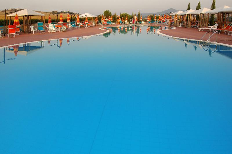 Fattoria Belvedere - Havuz