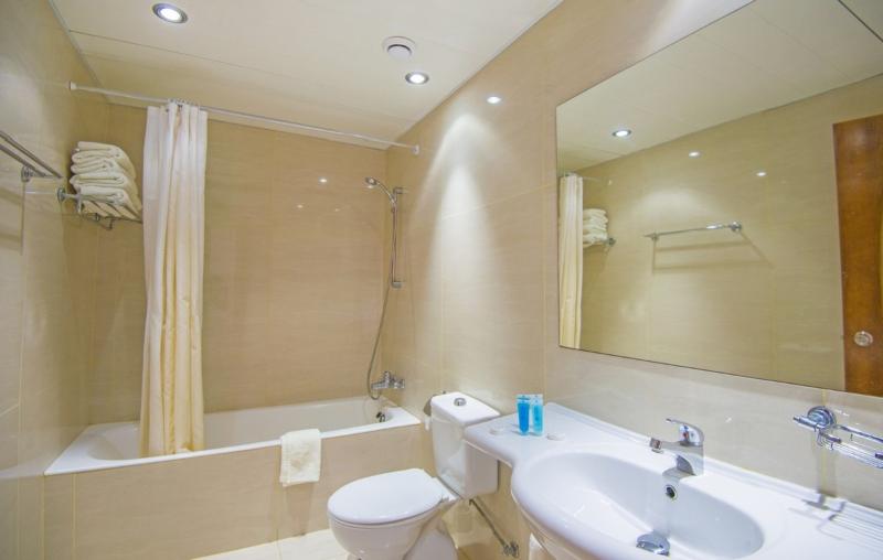Marlita Beach Hotel Apartments - Oda