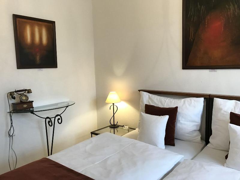 Antik Hotel Sofia Litomysl - Oda