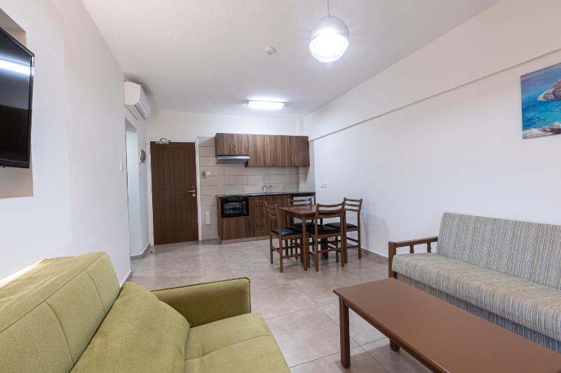 Livas Hotel Apartments - Oda