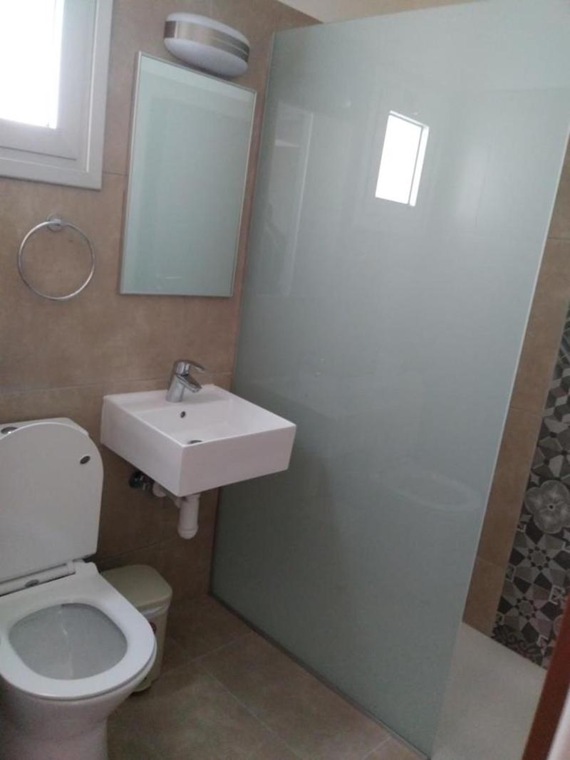 Livas Hotel Apartments - Oda
