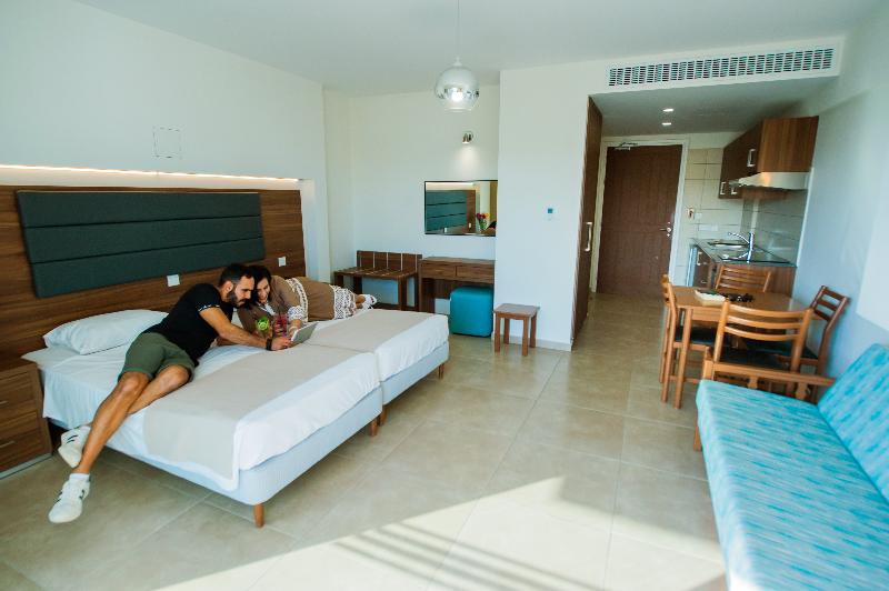Livas Hotel Apartments - Oda