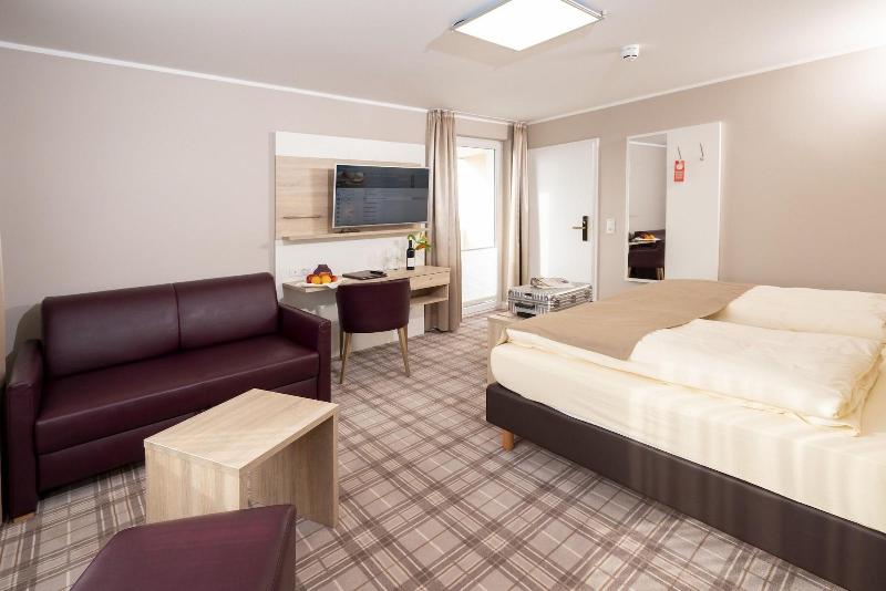 Hotel Tiek - Oda