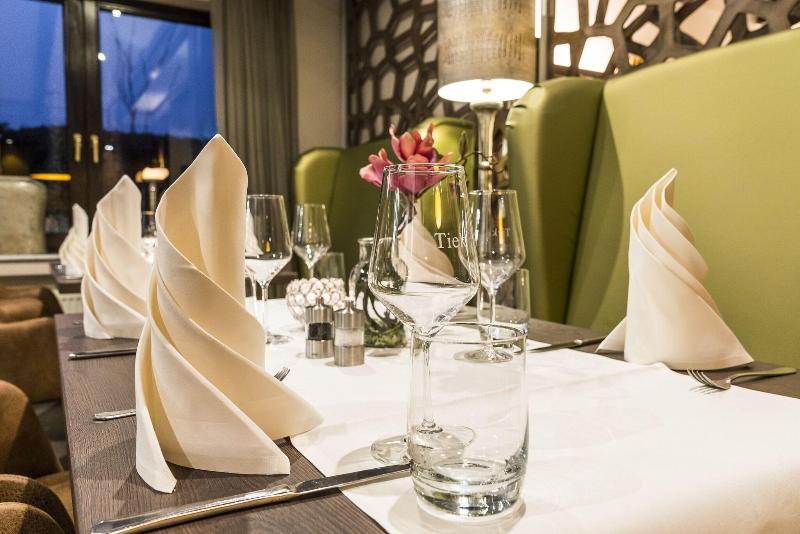 Hotel Tiek - Restoran