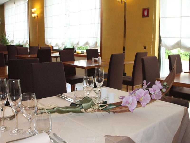 MH Hotel Piacenza Fiera - Restoran