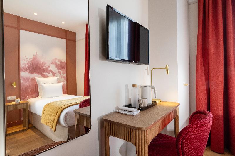 Hotel Le Cardinal - Oda