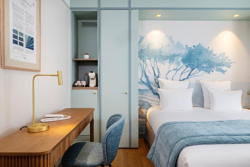 Hotel Le Cardinal - Oda