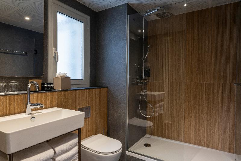 Hotel Le Cardinal - Oda