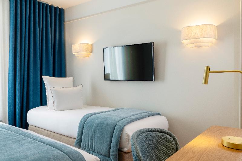 Hotel Le Cardinal - Oda