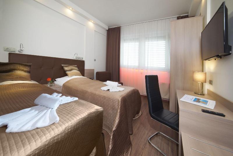 Hotel Aura - Oda