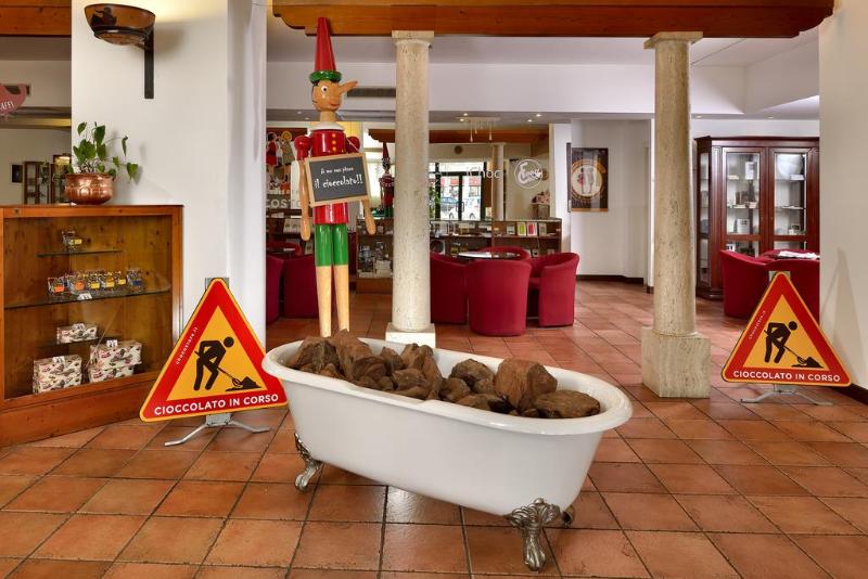 Etruscan Chocohotel - Lobi
