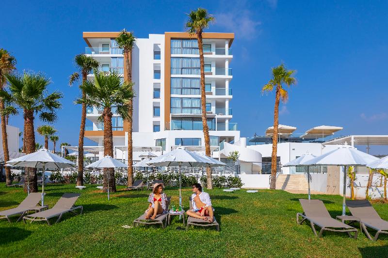 Leonardo Crystal Cove Hotel and Spa by the Sea - Genel