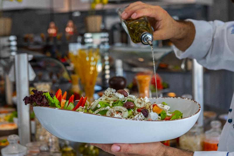 Leonardo Crystal Cove Hotel and Spa by the Sea - Restoran