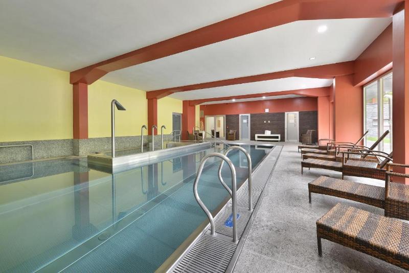 Omnia Hotel Relax & Wellness - Havuz
