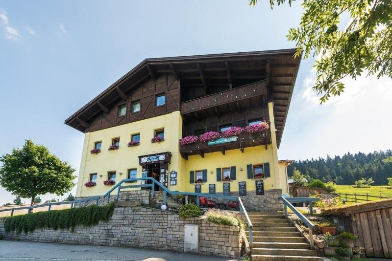 Landhotel Sportalm - Genel