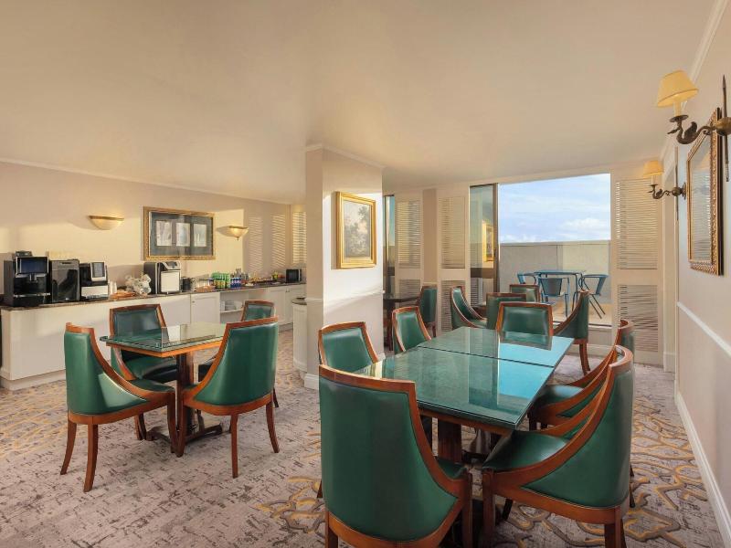 Marriott Hotel Lisbon - Lobi