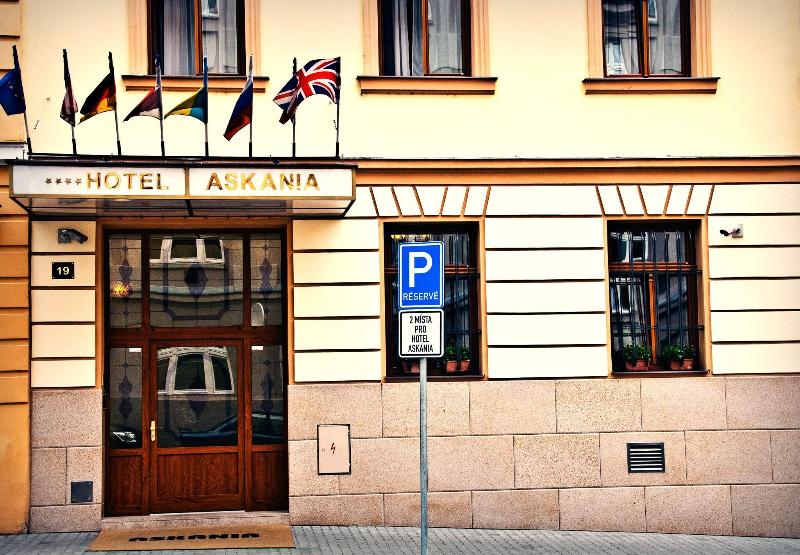 Askania - Genel
