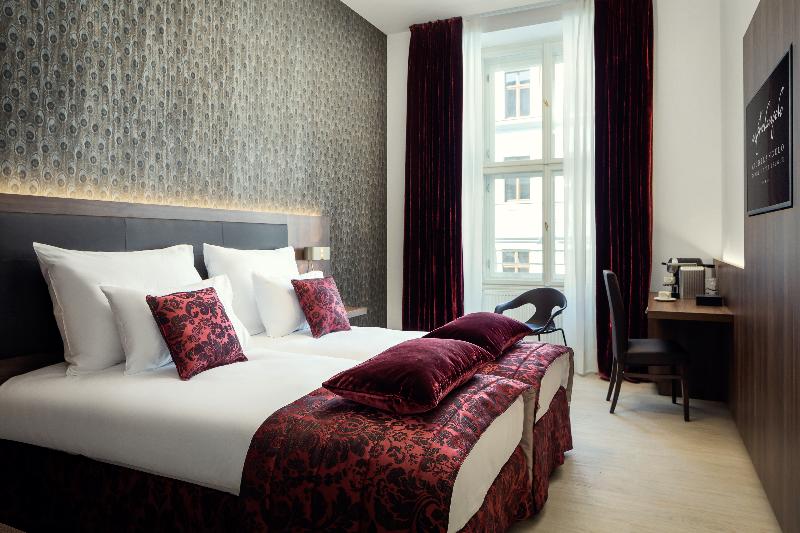 Michelangelo Grand Hotel - Oda