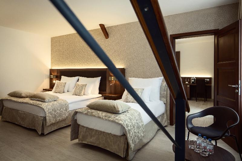Michelangelo Grand Hotel - Oda