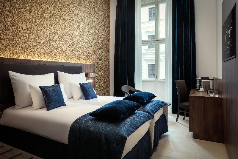 Michelangelo Grand Hotel - Oda