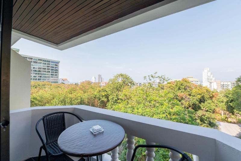 Hillside Resort Pattaya - Teras