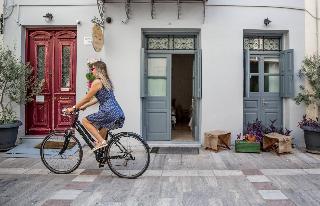 Amymone & Adiandi Pension
