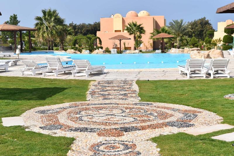 Wadi Lahmy Azur Resort - Havuz