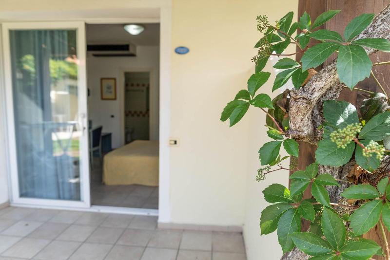 Nicotera Beach Resort - Teras