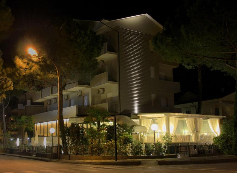 Hotel Loretta & Dependance - Genel