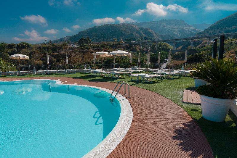 New Paradise - Teras