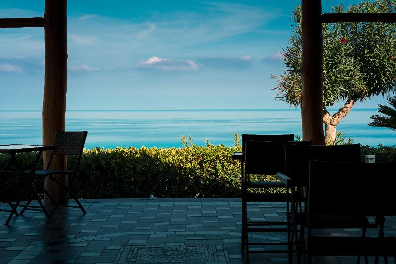 New Paradise - Teras